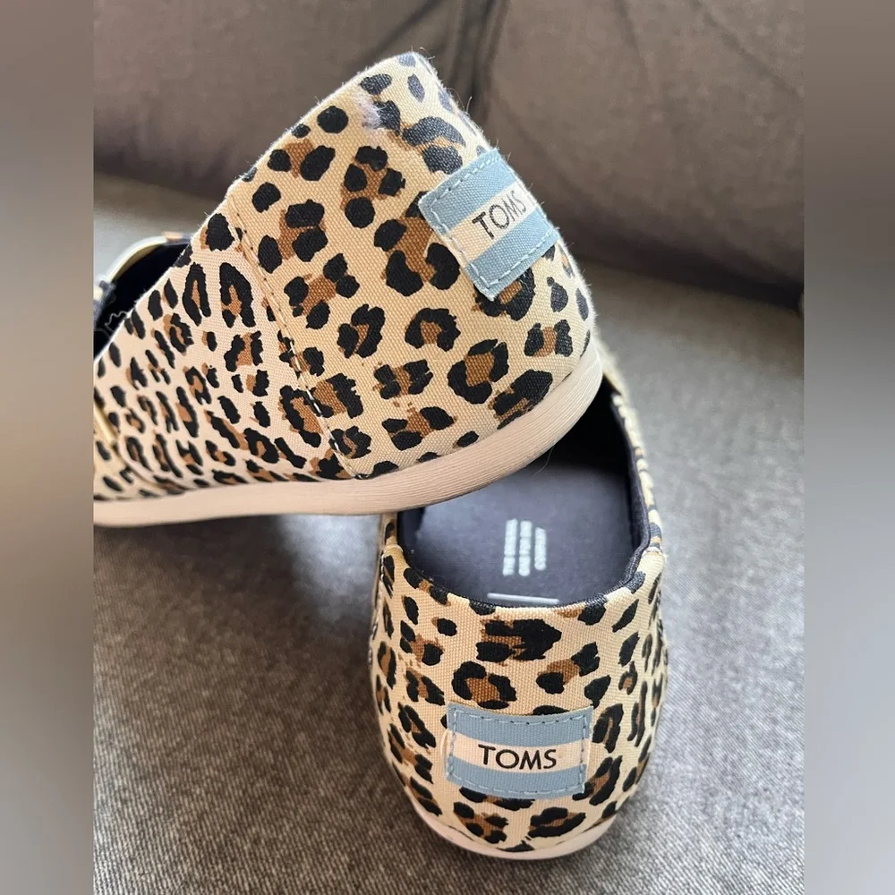 Toms Brown and Black Flats with Leopard Print - Picture 2 of 3